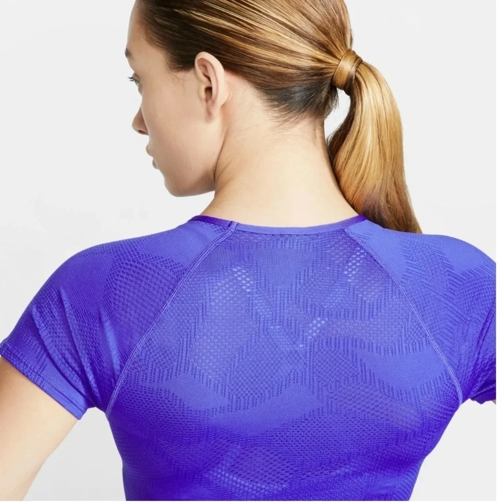 NWT Nike Pro Dri-Fit Crop Top size L